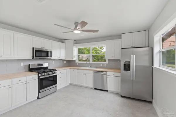 213 Rocky Ave, Pensacola, FL 32533