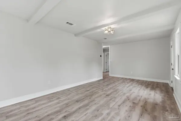 213 Rocky Ave, Pensacola, FL 32533