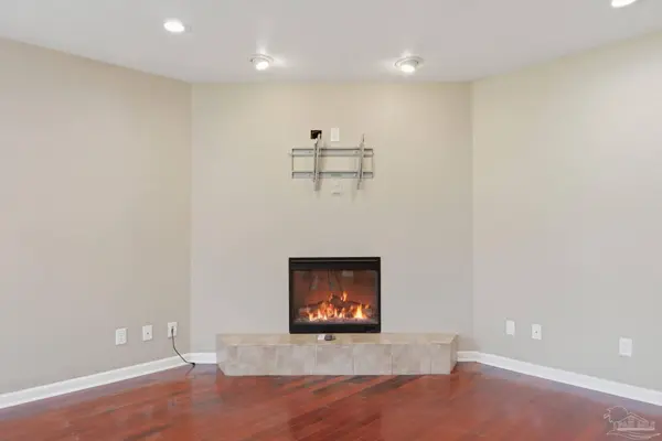 8210 Li-Fair Dr, Pensacola, FL 32506