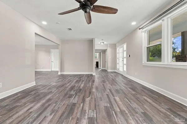 1808 N Reus St, Pensacola, FL 32501