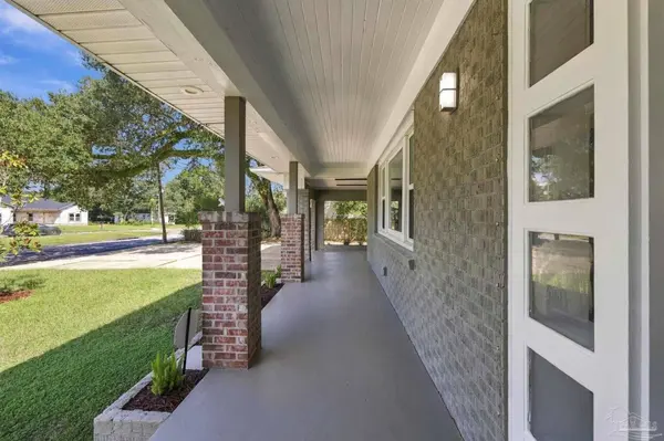 1808 N Reus St, Pensacola, FL 32501
