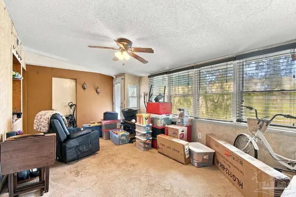 7813 Lenora Ct, Pensacola, FL 32526