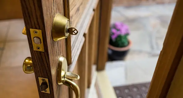 feature image of VA Loan vs. FHA vs. Conventional: How the Three Compare for Metro Atlanta Buyers