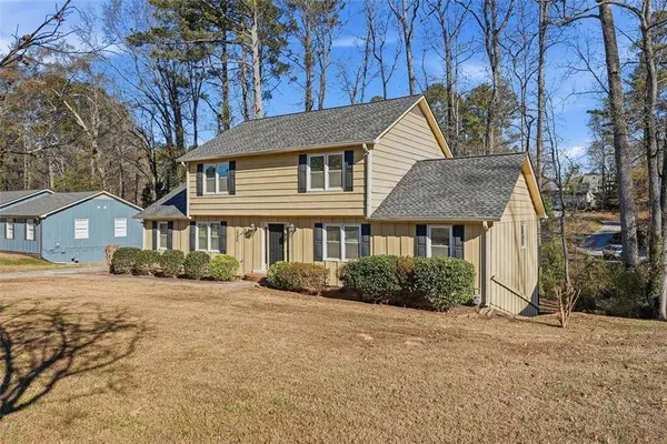 2328 HORSESHOE BEND RD SW, Marietta, GA 30064