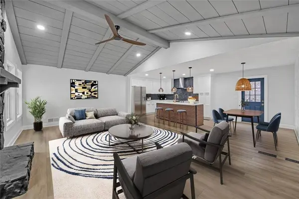 137 Creekview DR, Woodstock, GA 30188