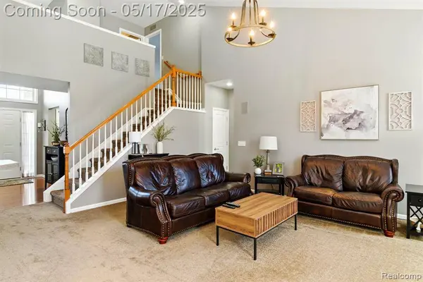 19092 HAZELTON Drive, Macomb Twp, MI 48042