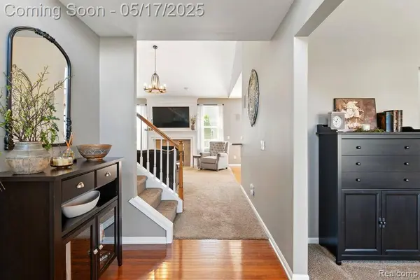 19092 HAZELTON Drive, Macomb Twp, MI 48042