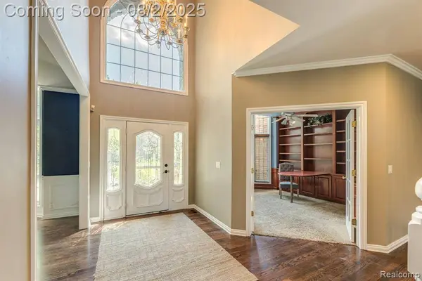 865 Lakewood Drive, Rochester Hills, MI 48309