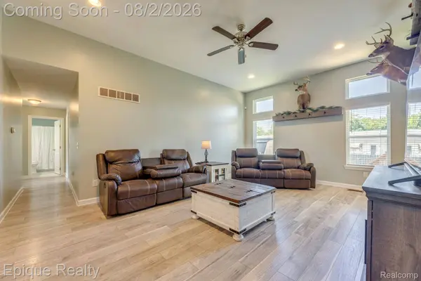 4196 Janice CT, Fort Gratiot Charter Township, MI 48059