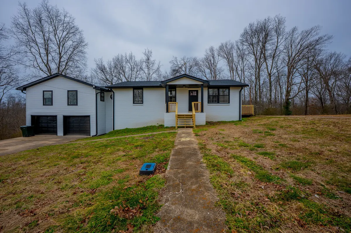 622 Beech St, Centerville, TN 37033-1102