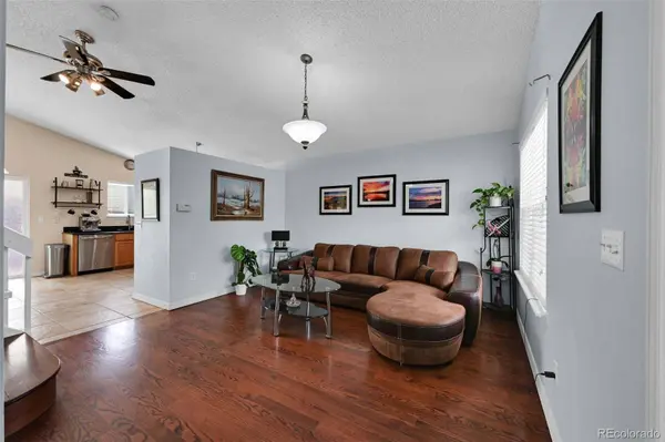 4931 S Danube ST, Aurora, CO 80015