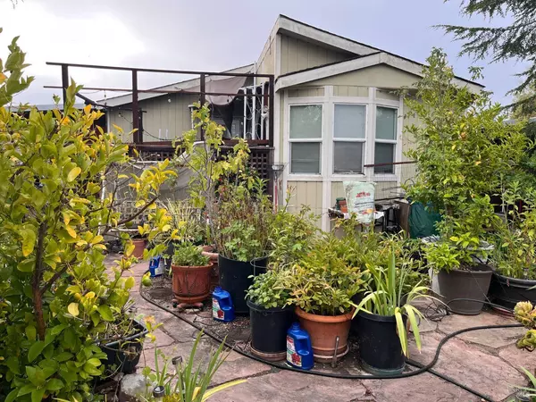 337 Acadia LN, San Rafael, CA 94903