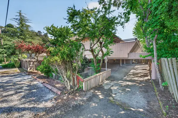 407 Maple St, Mill Valley, CA 94941-3960