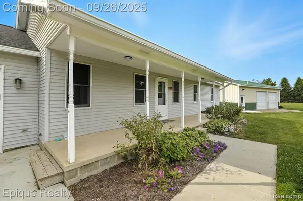 6481 Byron Road, Cohoctah Twp, MI 48855