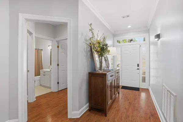 38 Stones Throw Dr., Hattiesburg, MS 39402