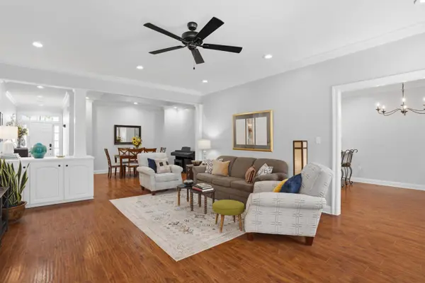 38 Stones Throw Dr., Hattiesburg, MS 39402