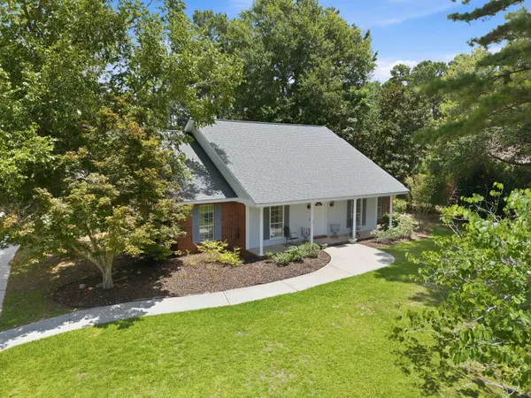 32 Franklin Pl, Hattiesburg, MS 39402