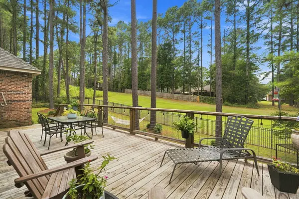 162 Cambrooke, Hattiesburg, MS 39402