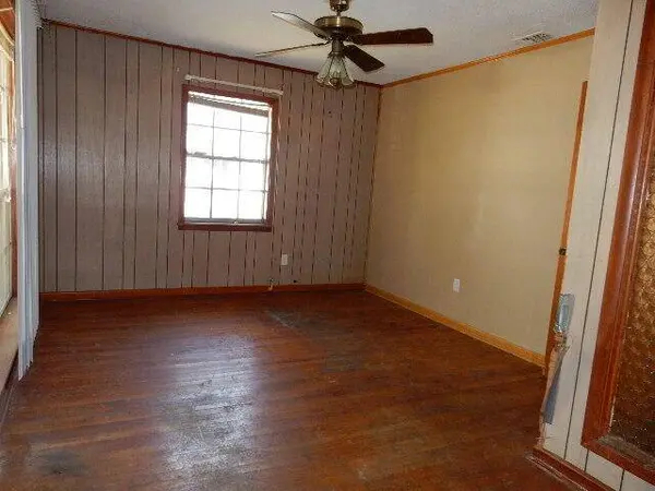 608 E 11th St., Laurel, MS 39440