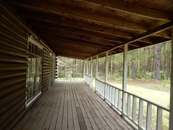 42 Foots Smith Rd., Lumberton, MS 39455