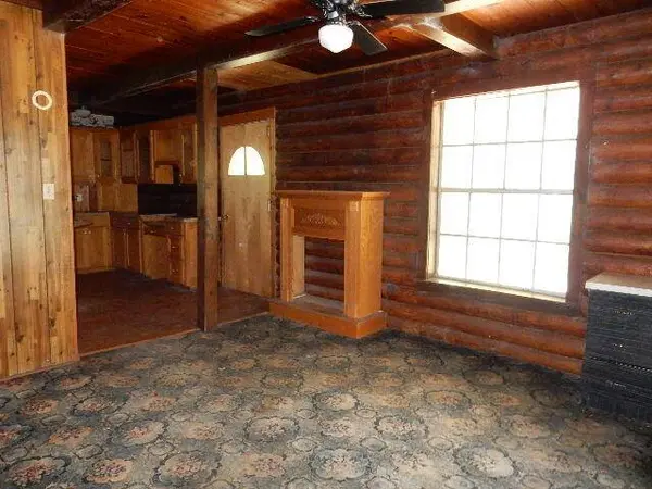 42 Foots Smith Rd., Lumberton, MS 39455