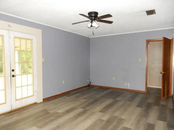 908 Linda Dr., Hattiesburg, MS 39401