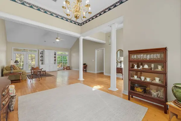 83 Crystal Creek, Hattiesburg, MS 39402