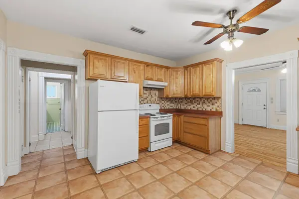 1900 Ridgeway Ln., Hattiesburg, MS 39401