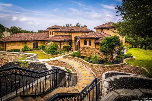 2170 Sierra Madre, Canyon Lake, TX 78133