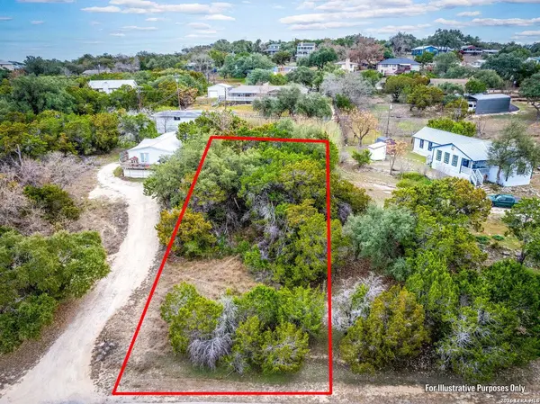1235 Lakeside, Canyon Lake, TX 78133
