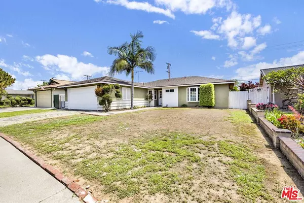 11424 Falconhill Dr, Whittier, CA 90604