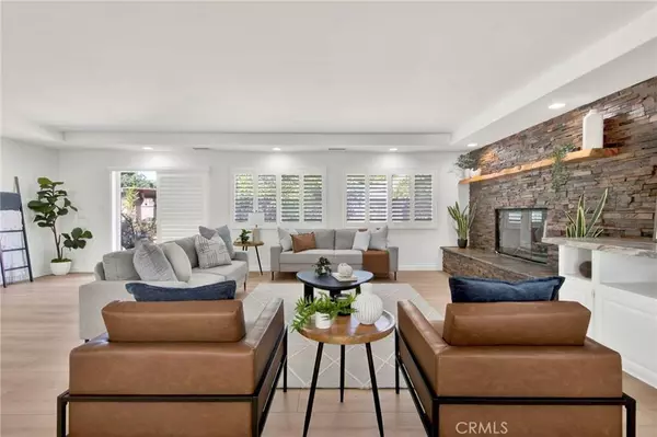 5025 E Los Coyotes Diagonal, Long Beach, CA 90815