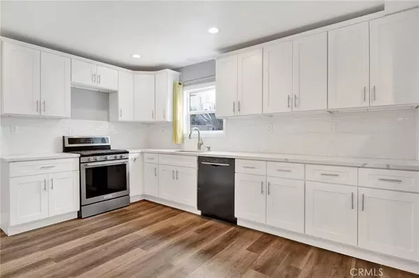 1109 S Dacotah, Los Angeles, CA 90023