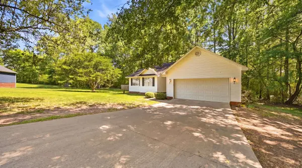 156 Woodstream PL NE, Cleveland, TN 37312