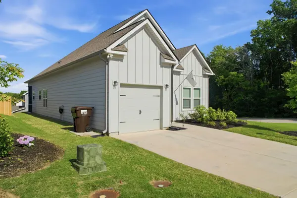 7593 Snow Line LN, Ooltewah, TN 37363