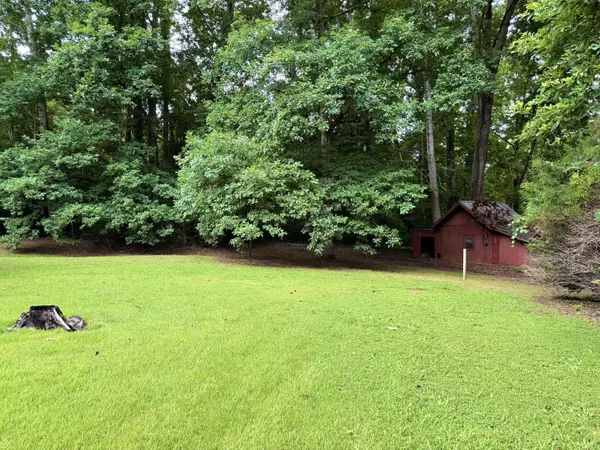 192 Lookout Tower RD NW, Charleston, TN 37310