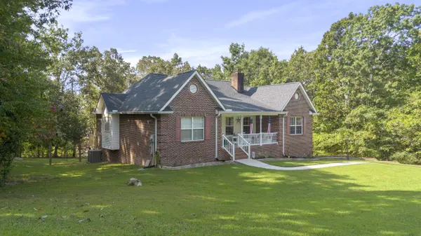 201 Van Dell DR, Rock Spring, GA 30739