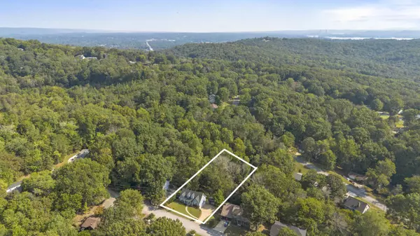 1705 Sea Gull LN, Hixson, TN 37343