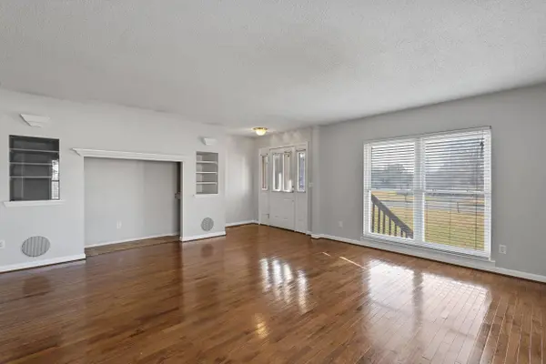 7425 Igou Gap RD, Chattanooga, TN 37421