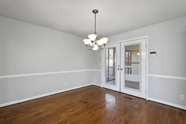 7425 Igou Gap RD, Chattanooga, TN 37421