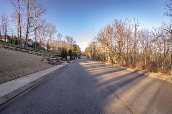 8820 Balata DR, Ooltewah, TN 37363