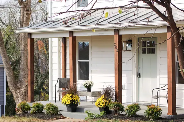 802 BURWELL AVE, Staunton, VA 24401