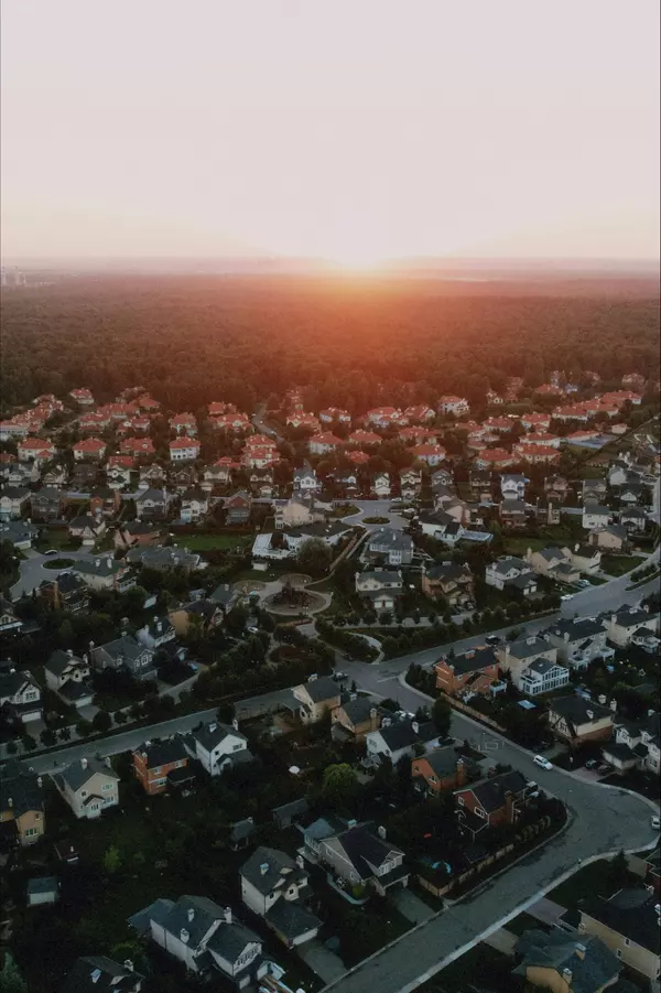 Home Trends Shaping the Chicagoland Suburb Real Estate Market