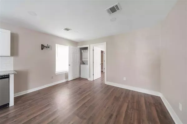 3820 Lila ST, Houston, TX 77026