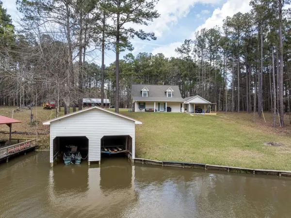 8 County Road 16388, Pachuta, MS 39347
