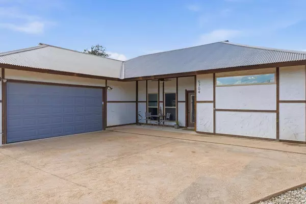 5704 Roundup WAY, Leander, TX 78645