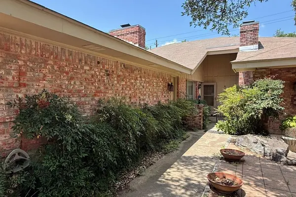 8421 Fathom CIR #A, Austin, TX 78750