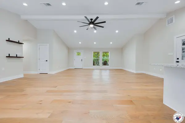 33 Timber LN, Texarkana, TX 75501