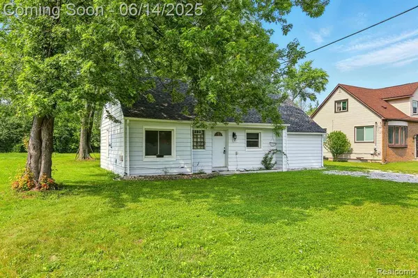 2121 Chesley Drive, Sterling Heights, MI 48310