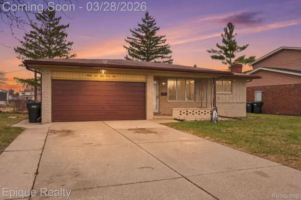 36844 Kyro CT, Sterling Heights, MI 48310